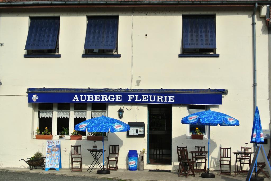 Auberge Fleurie Saint-Nizier-sur-Arroux Exteriör bild